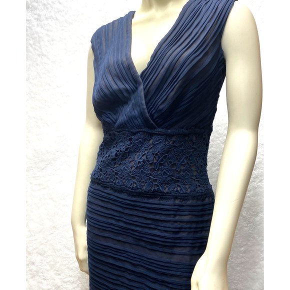Tadashi Shoji Navy Chiffon Pleated V-Neck Sheath Dress Size 8 Style‎ OC353M - Picture 8 of 11
